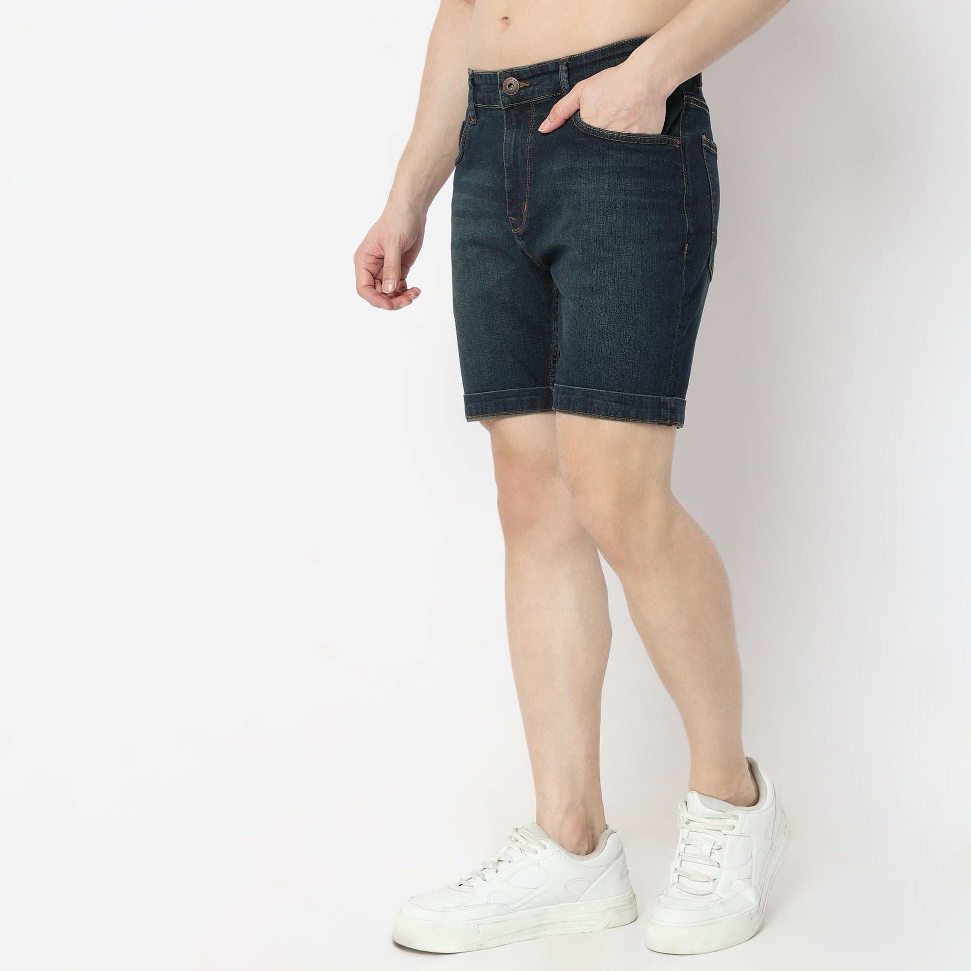 Regular Fit Solid Short Length Mid Rise Shorts