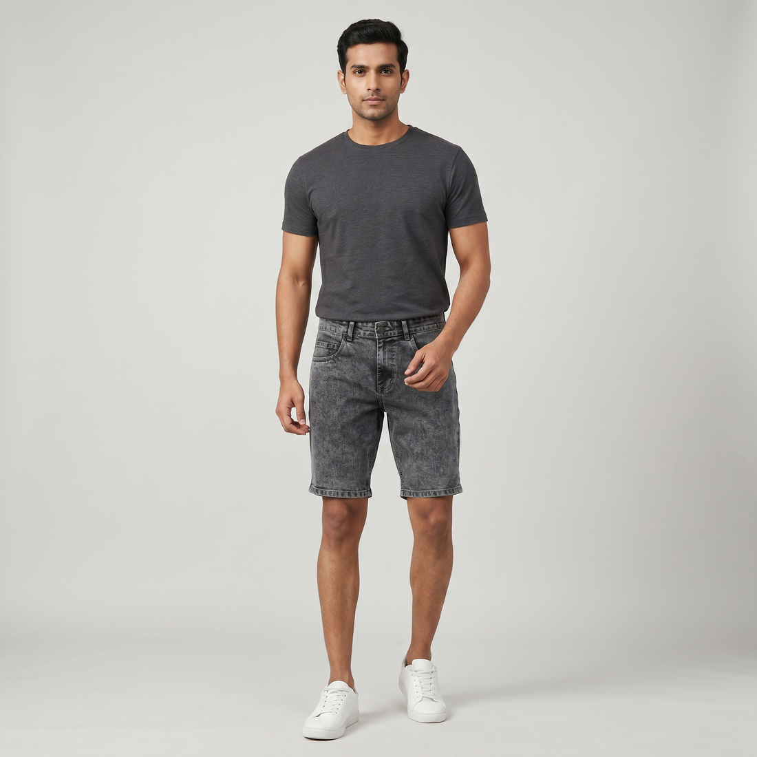 Woven Mid Rise Solid Shorts