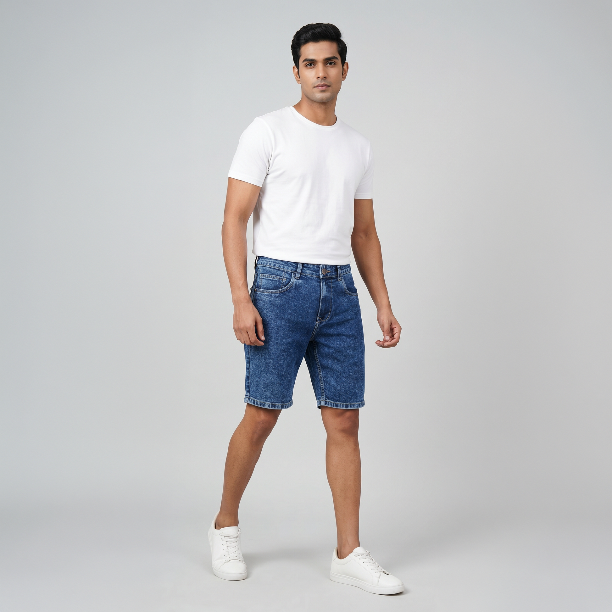 Woven Mid Rise Solid Shorts