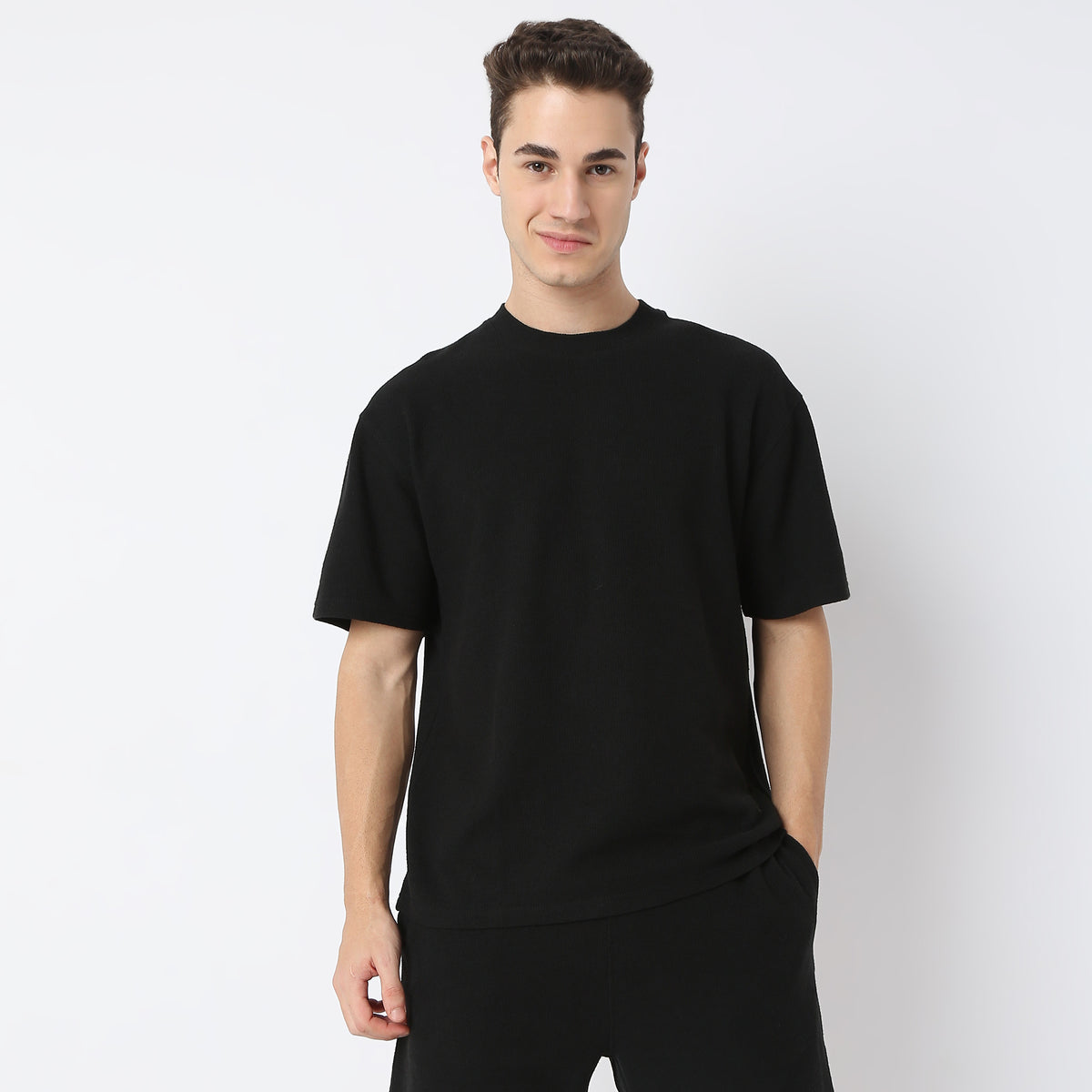 Oversize Structured Modern Street T-Shirt