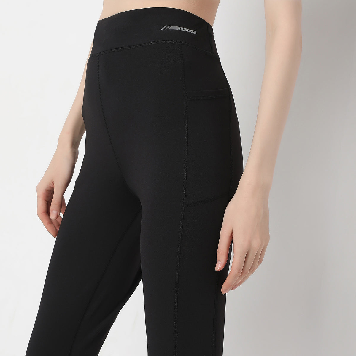 Slim Fit High Rise Jeggings