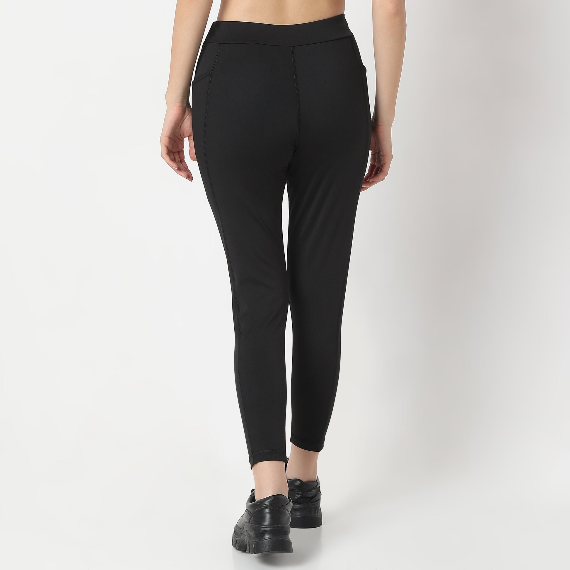 Slim Fit Solid High Rise Leggings