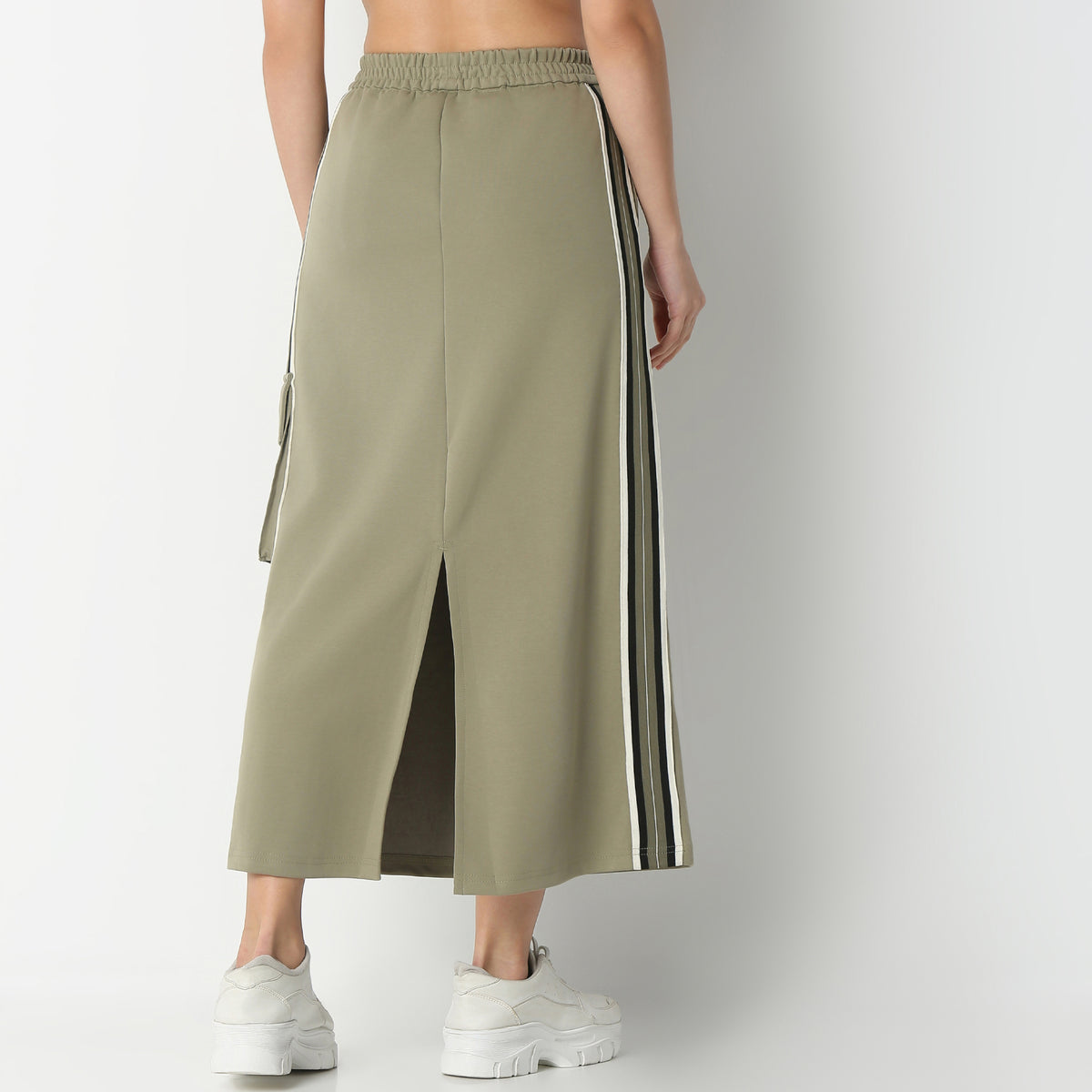 Regular Fit Solid High Rise Skirt