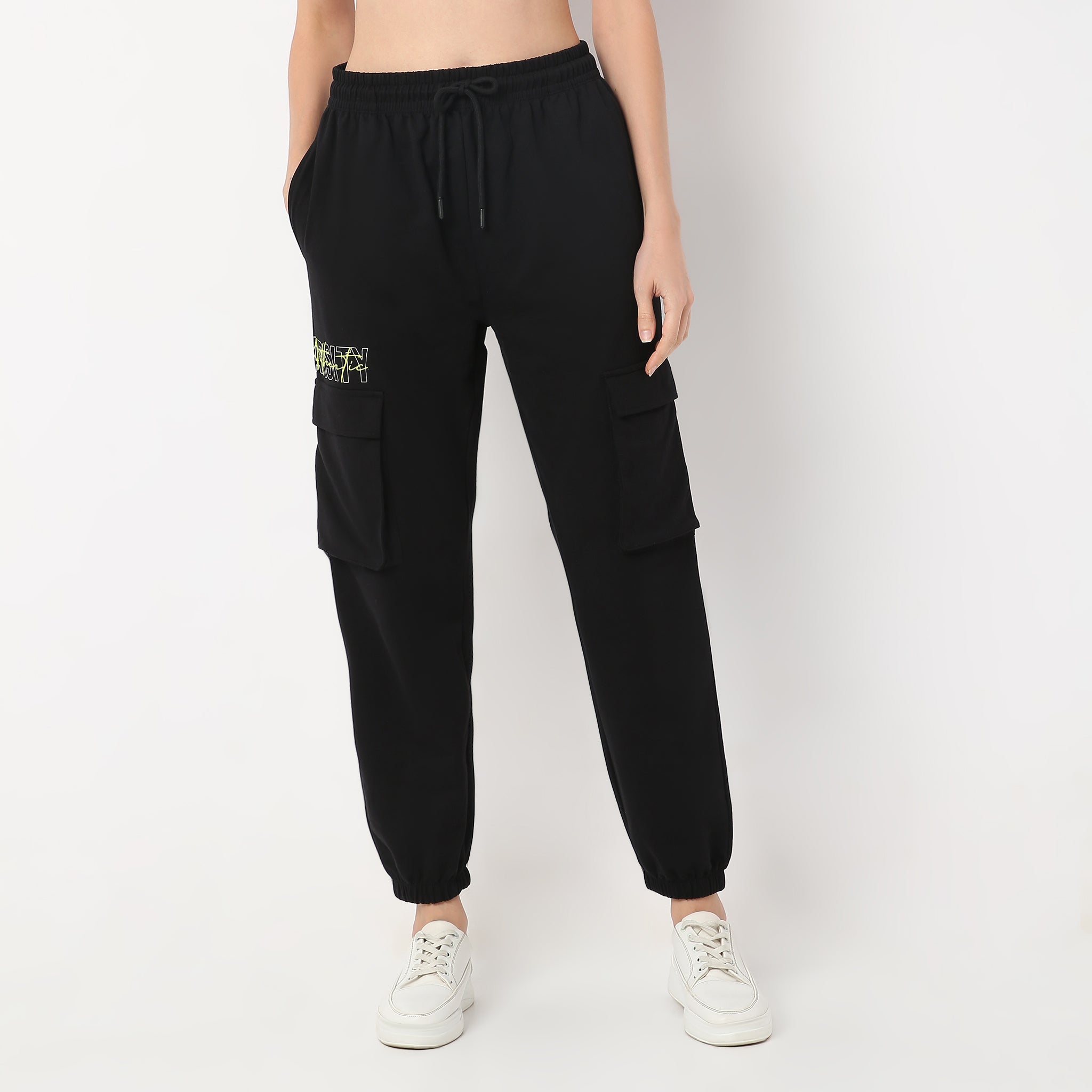 Relaxed Fit Solid Ankle Length High Rise Joggers