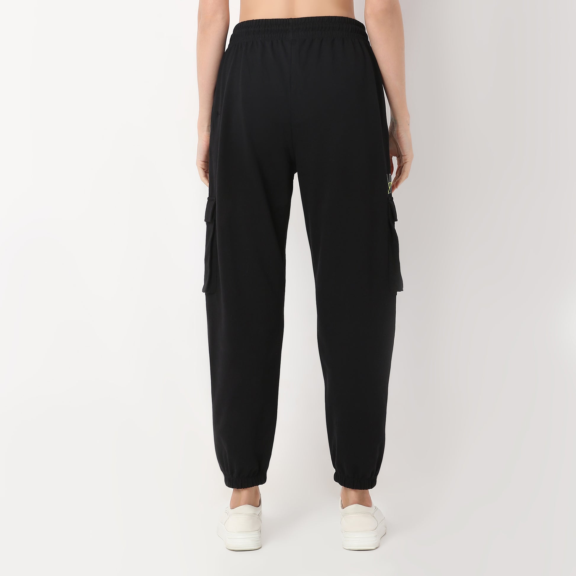 Relaxed Fit Solid Ankle Length High Rise Joggers