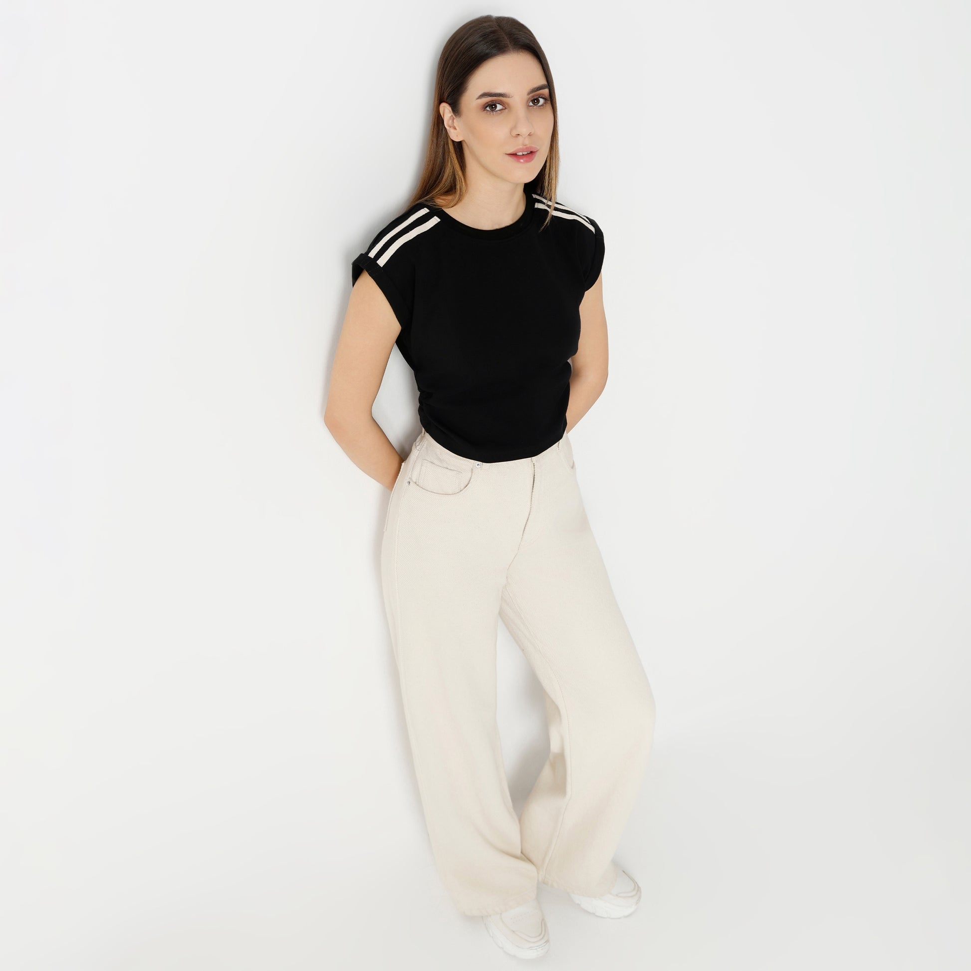 Slim Fit Solid Cropped T-Shirt