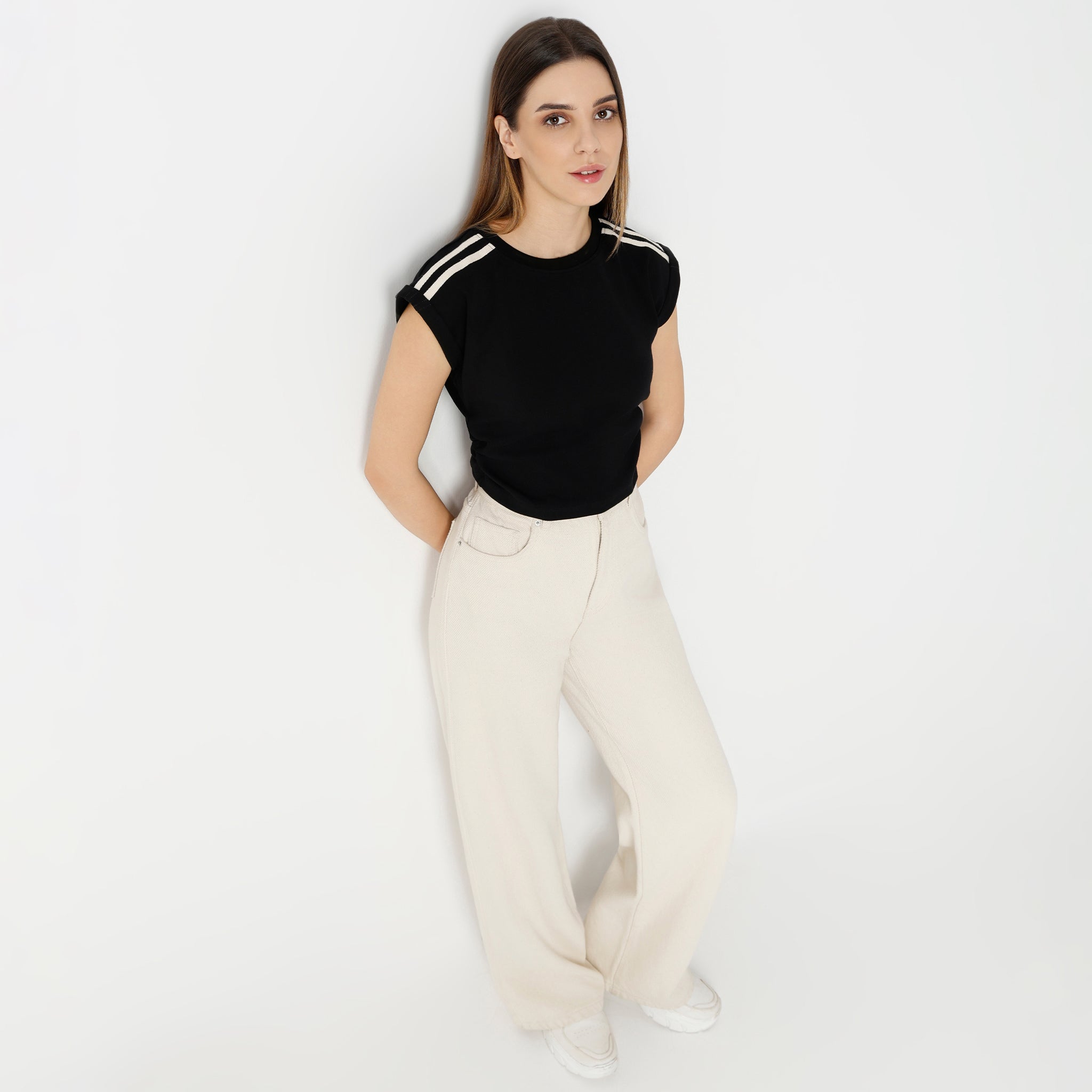 Slim Fit Solid Cropped T-Shirt
