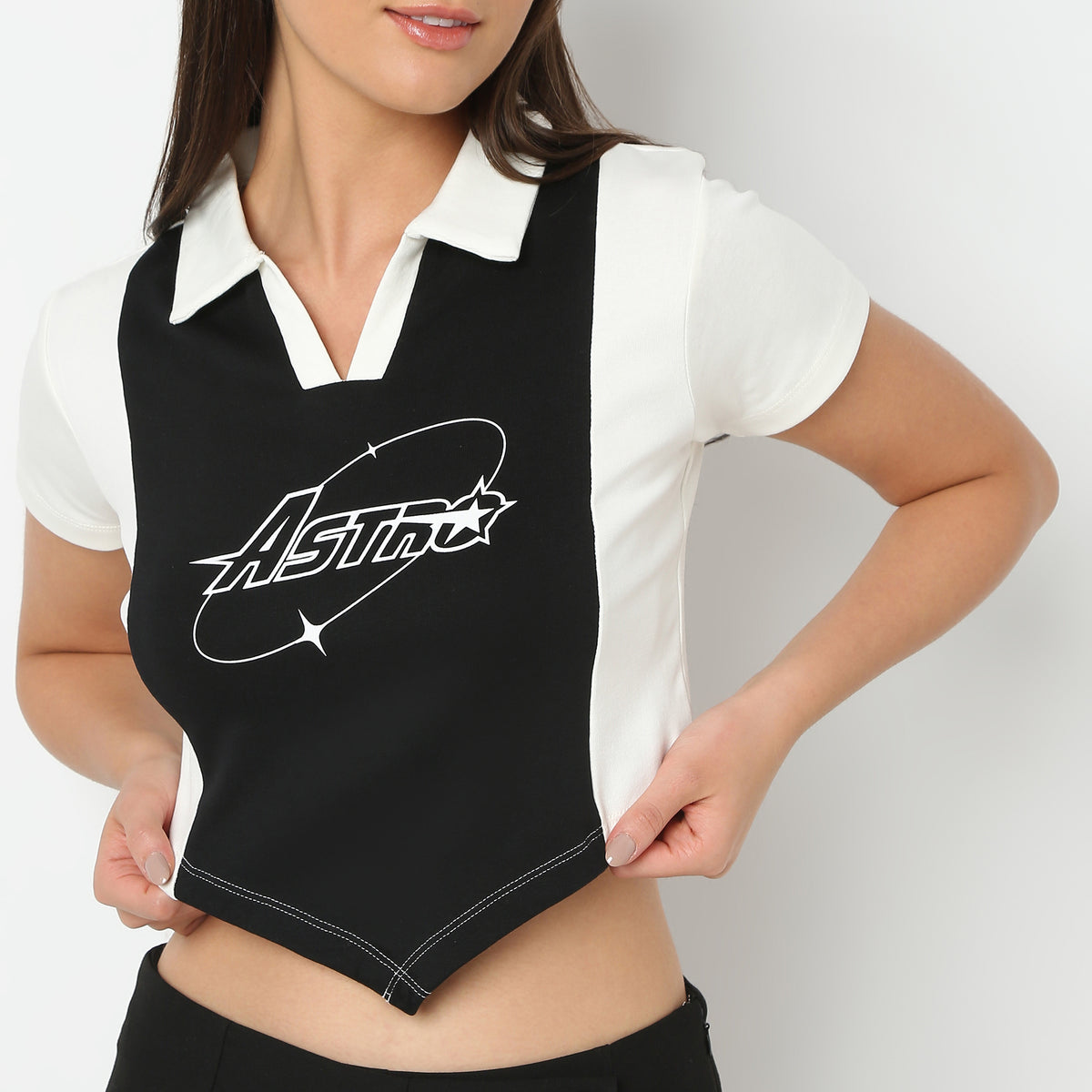 Womens Graphic Polo Neck Cropped Athleisure T-Shirt
