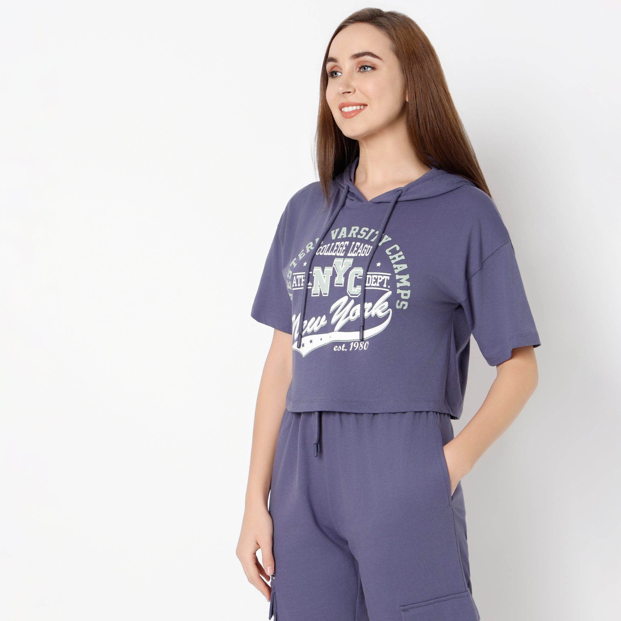 Hoodie Boxy Fit Graphic Athleisure Crop T-Shirt – Style Union