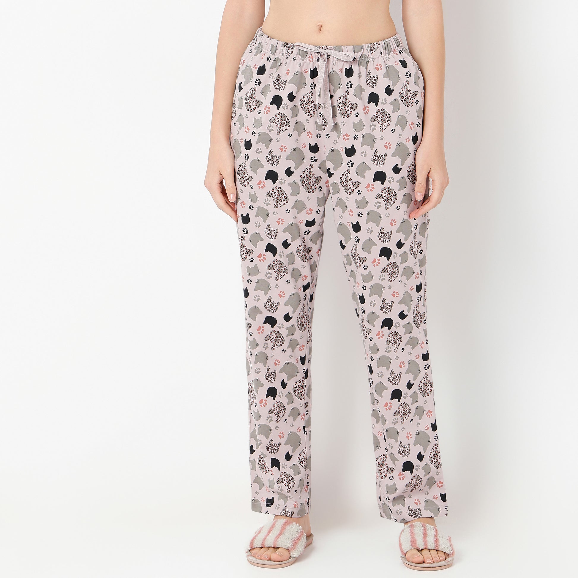 Regular Fit Animal Print Ankle Length Mid Rise Pyjamas