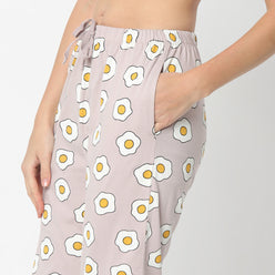 Regular Fit Printed Full Length Mid Rise Pyjamas