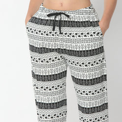 Regular Fit Printed Full Length Mid Rise Pyjamas