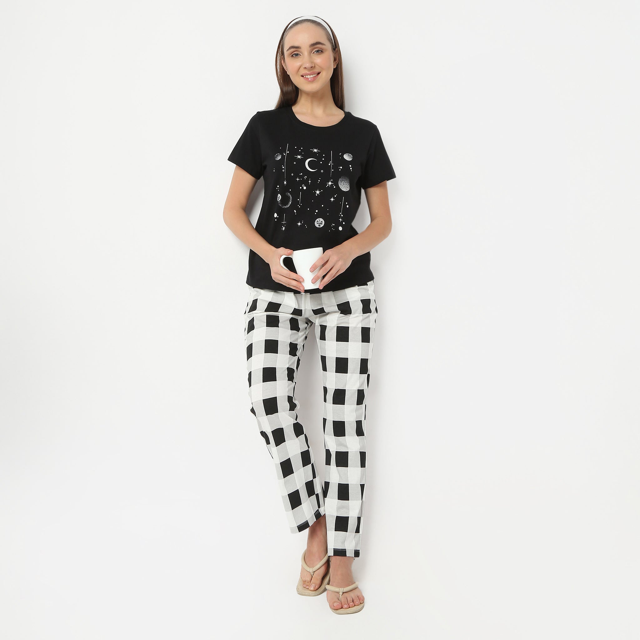 Regular Fit Printed Full Length Mid Rise Pyjamas