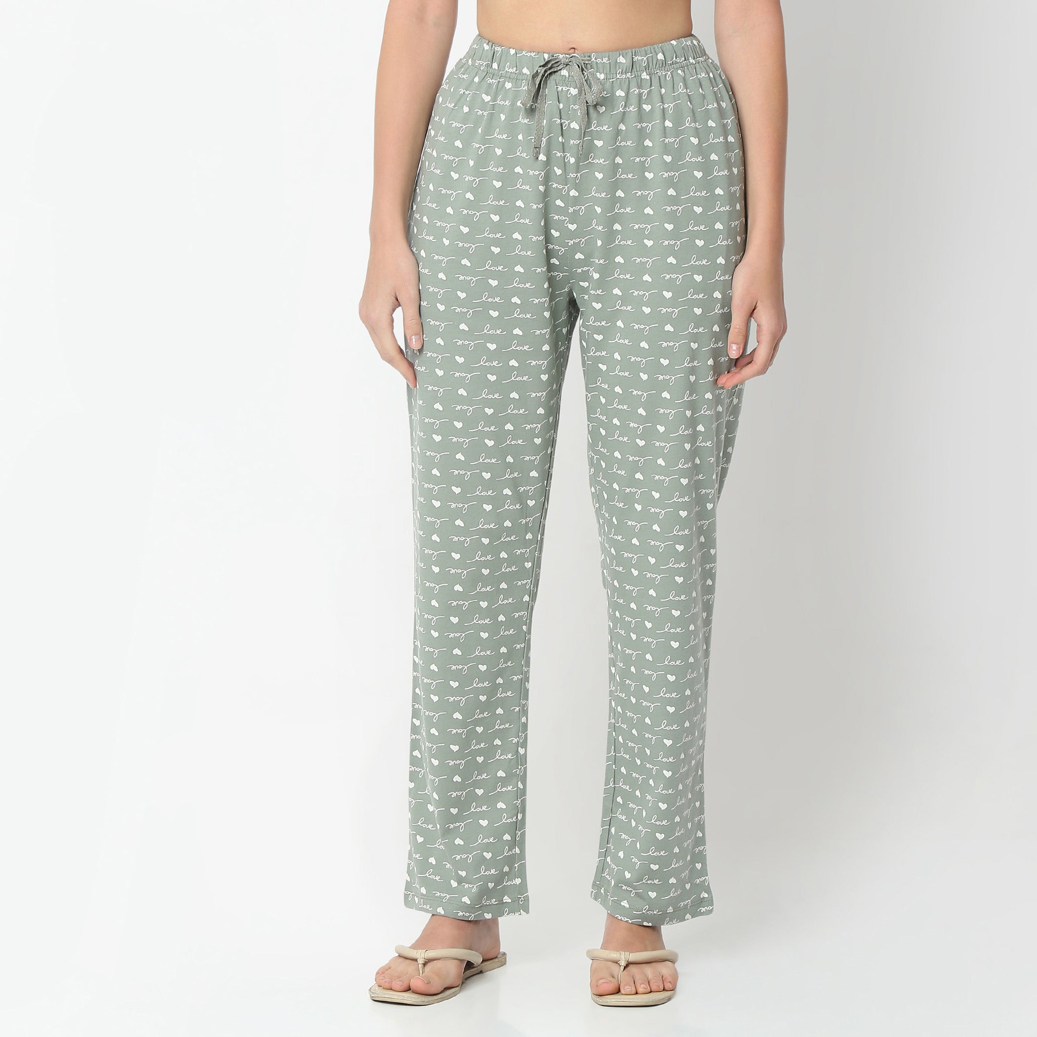 Regular Fit Printed Full Length Mid Rise Pyjamas
