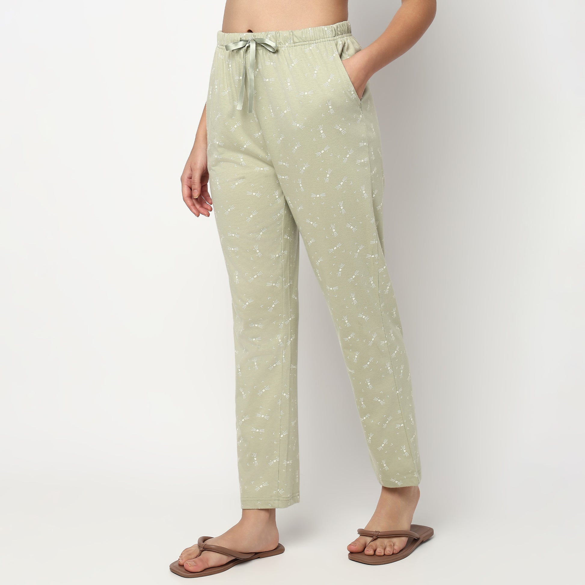 Buy Women Regular Fit Printed Full Length Mid Rise Sleepwear Pyjama  - Style Union