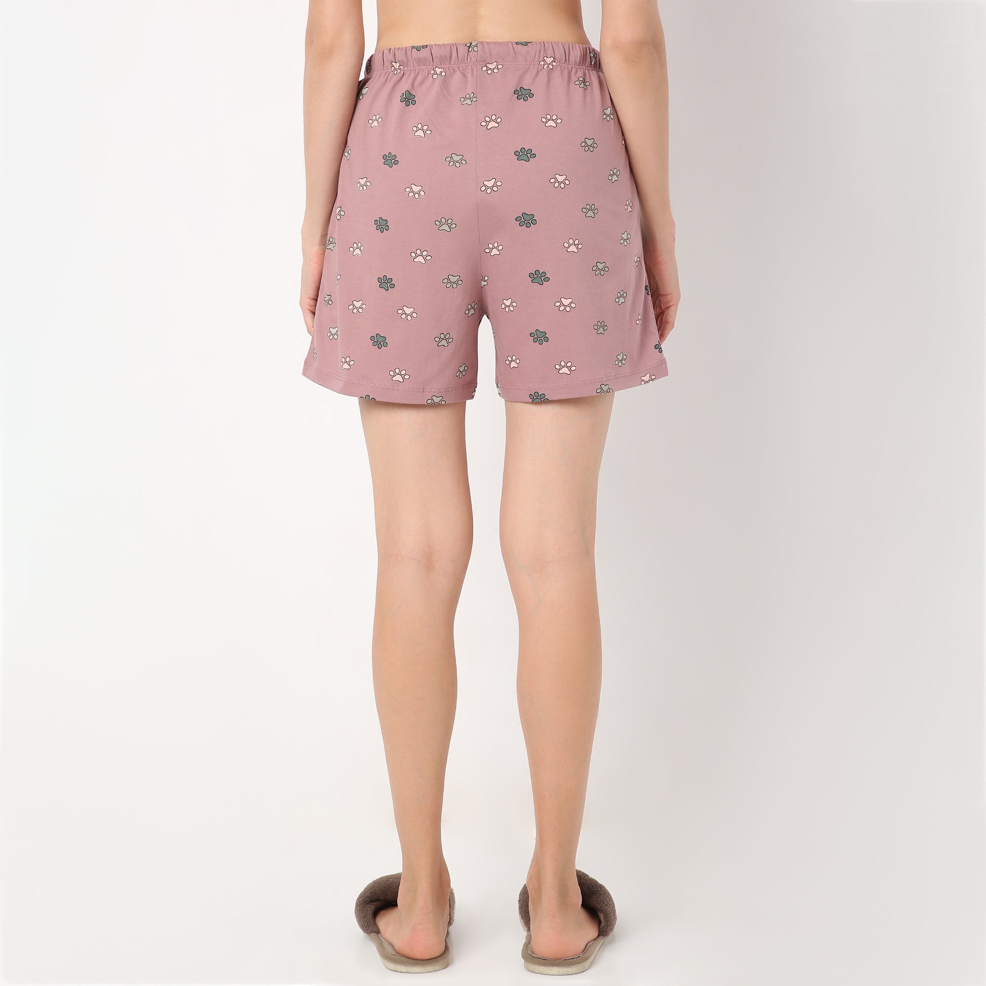 Regular Fit Printed Above Knee Mid Rise Shorts
