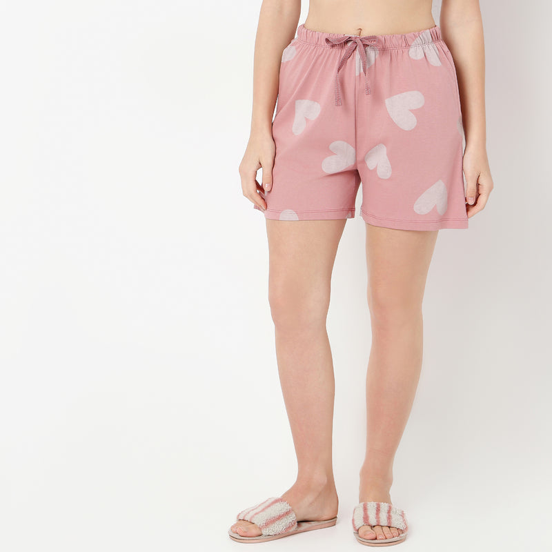 Regular Fit Heart Print Above Knee Mid Rise Shorts