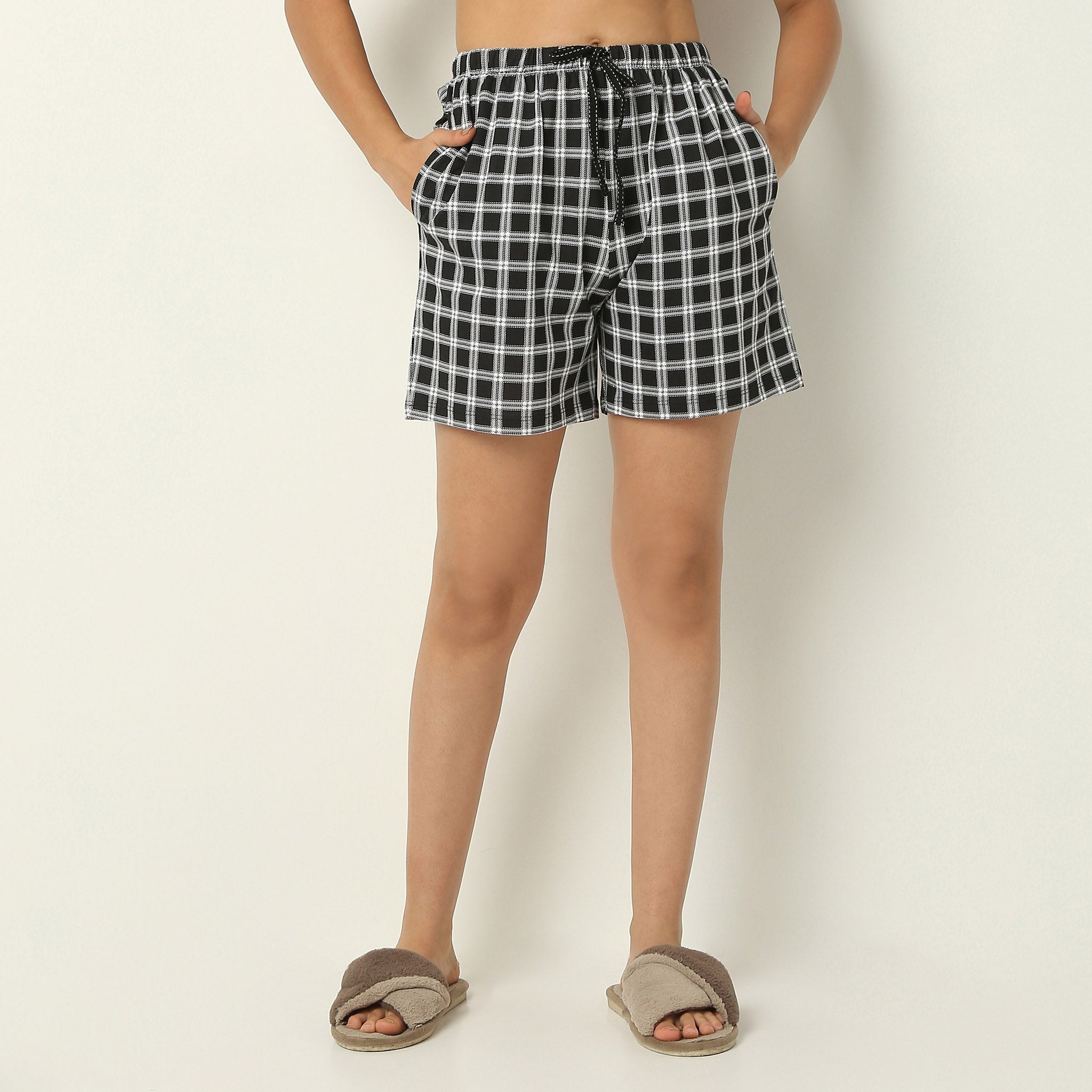 Regular Fit Checkered Above Knee Mid Rise Shorts