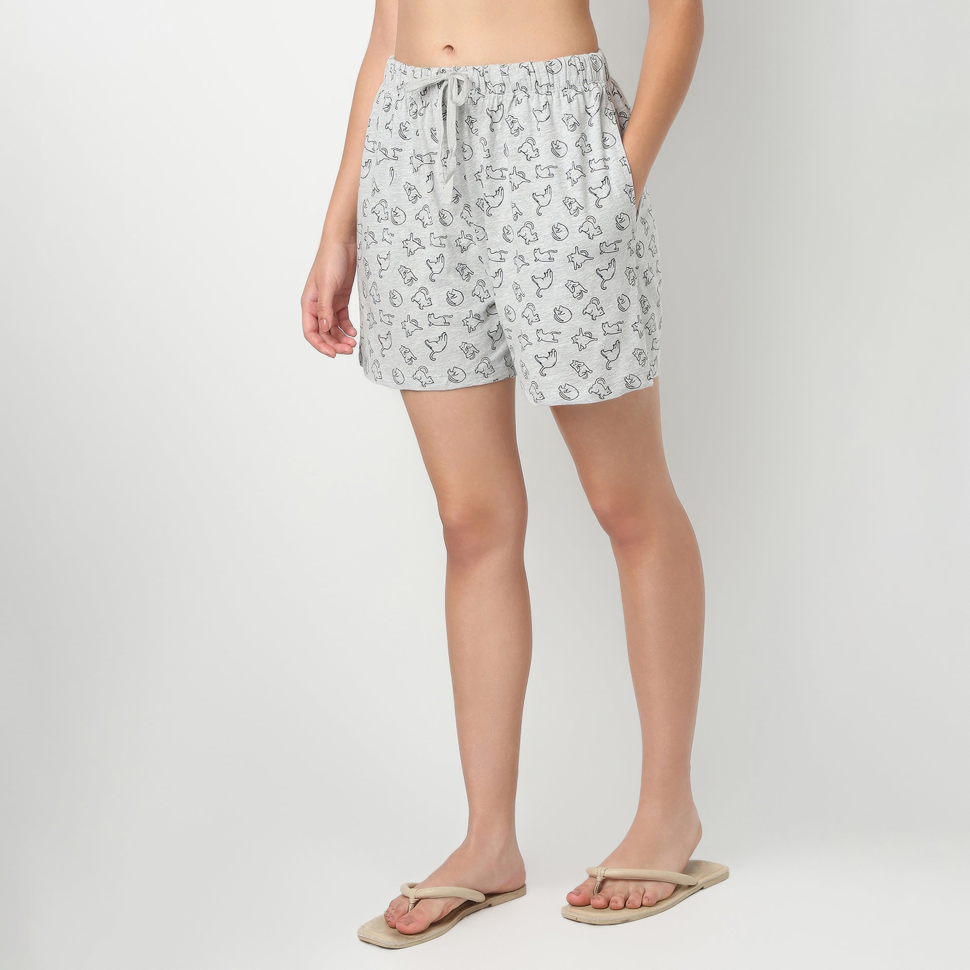 Regular Fit Animal Print Above Knee Mid Rise Shorts