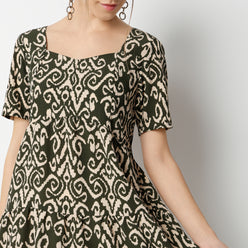 Regular Fit Printed Dress