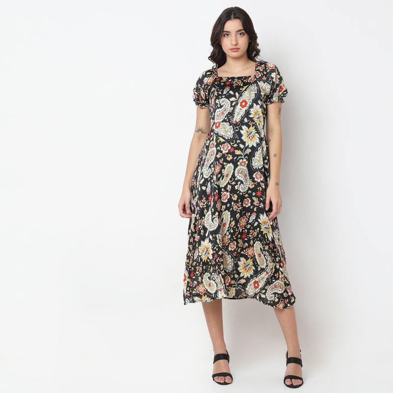 Regular Fit Printed Dress