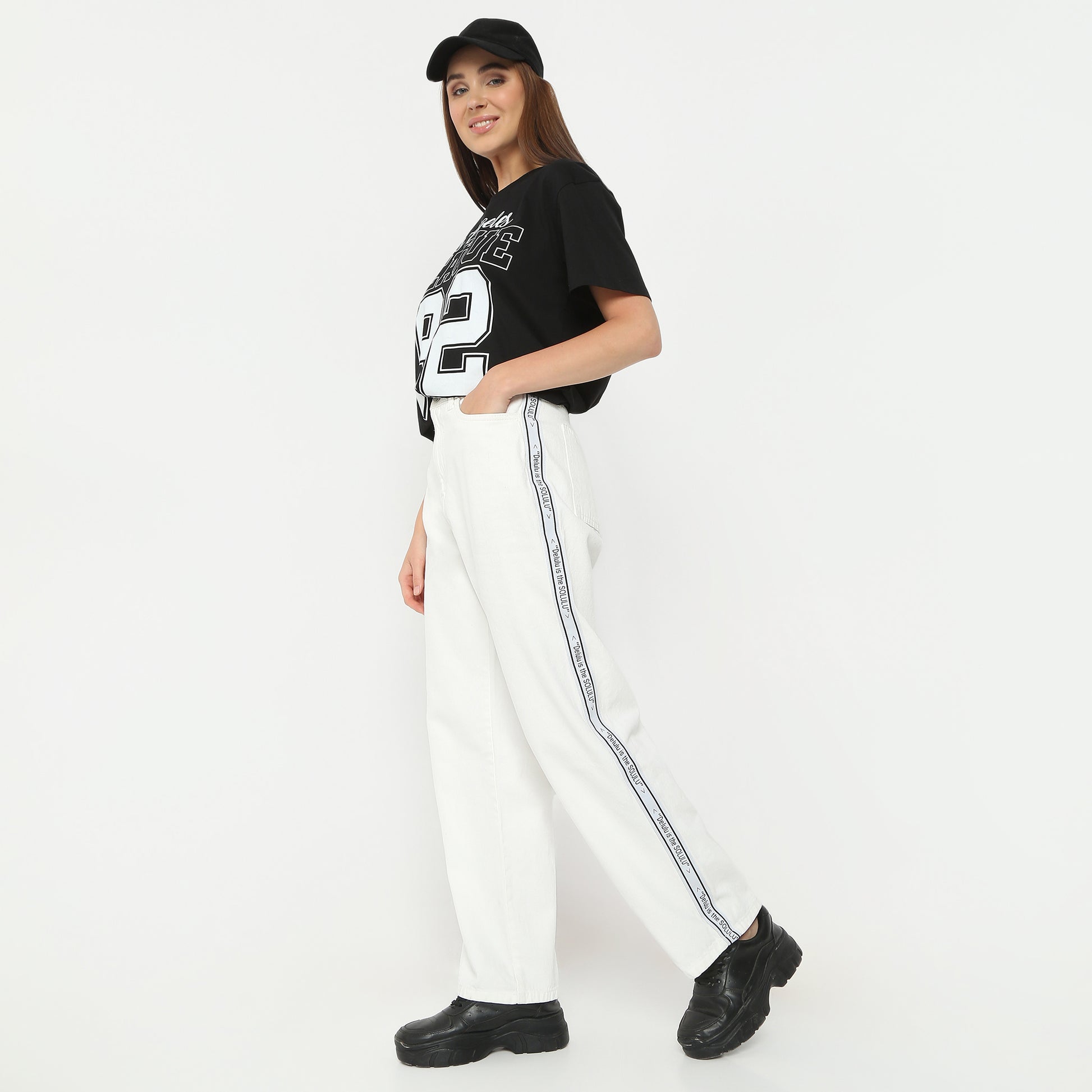 Straight Fit Solid Full Length High Rise Jeans