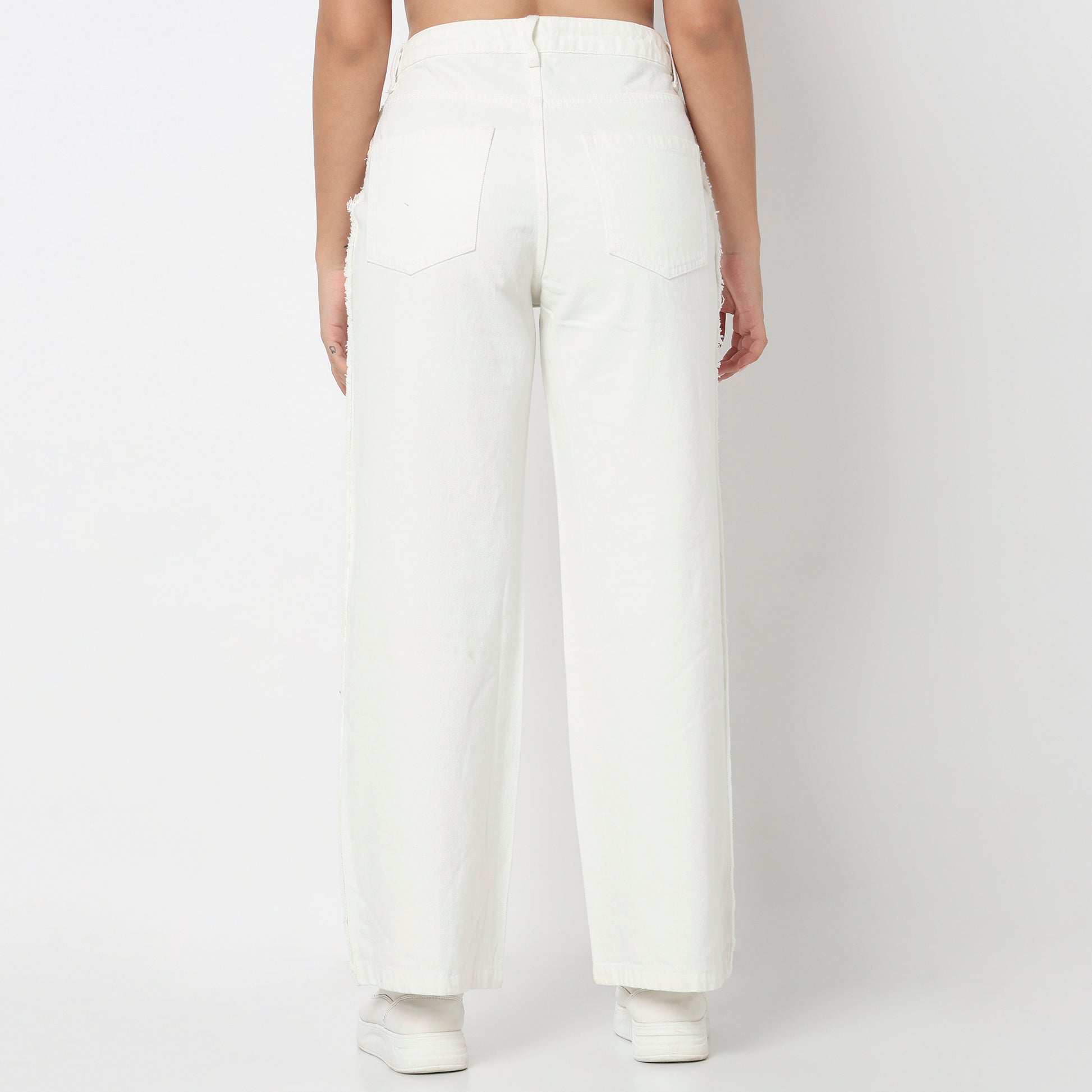 Low Waist Straight Fit Baisc Denim With Tinted Look