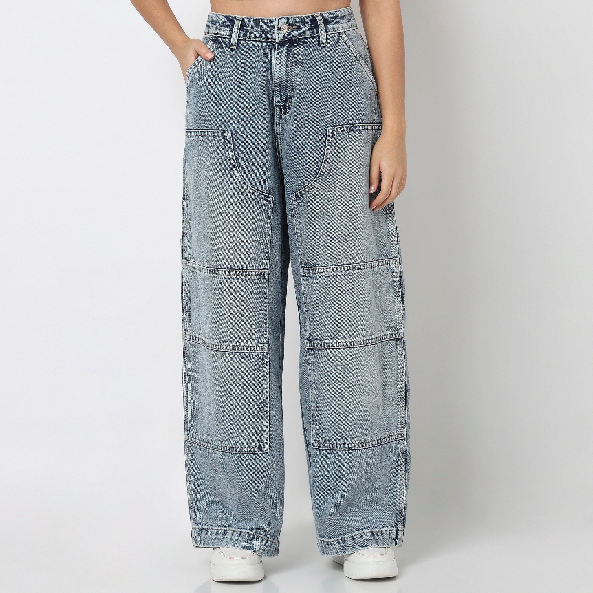 Straight Fit Light Wash Denim With Side Rivet Look