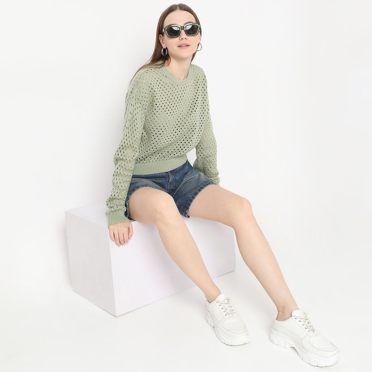 Loose Structure Flat Knit Ribbed Hem Full Sleeve Sweater