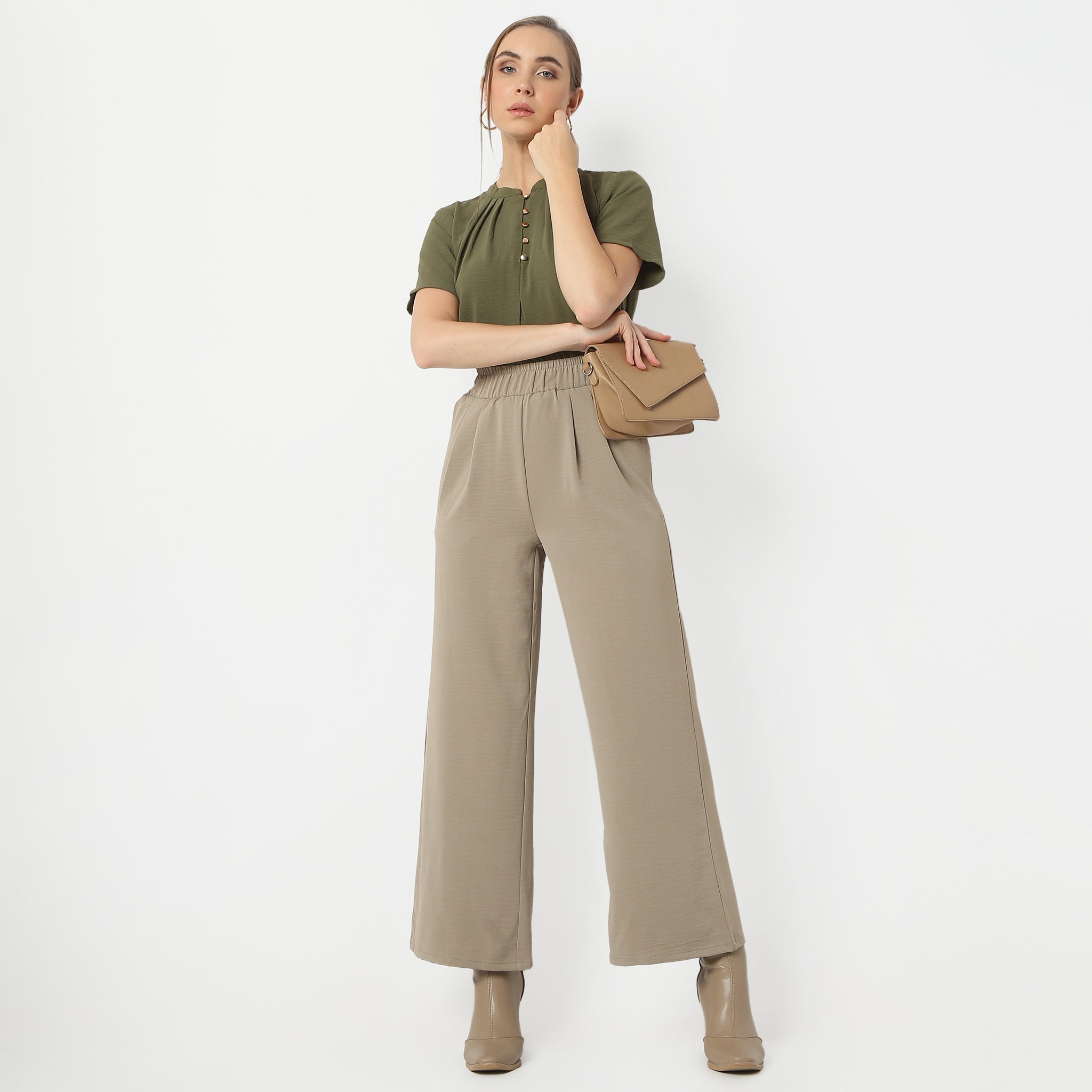 Regular Fit Solid Ankle Length Mid Rise Palazzos