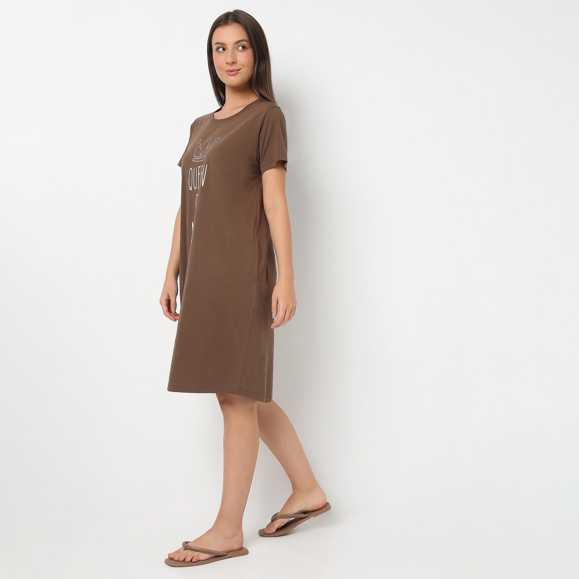 Round Neck Knee Length Floral Shorts