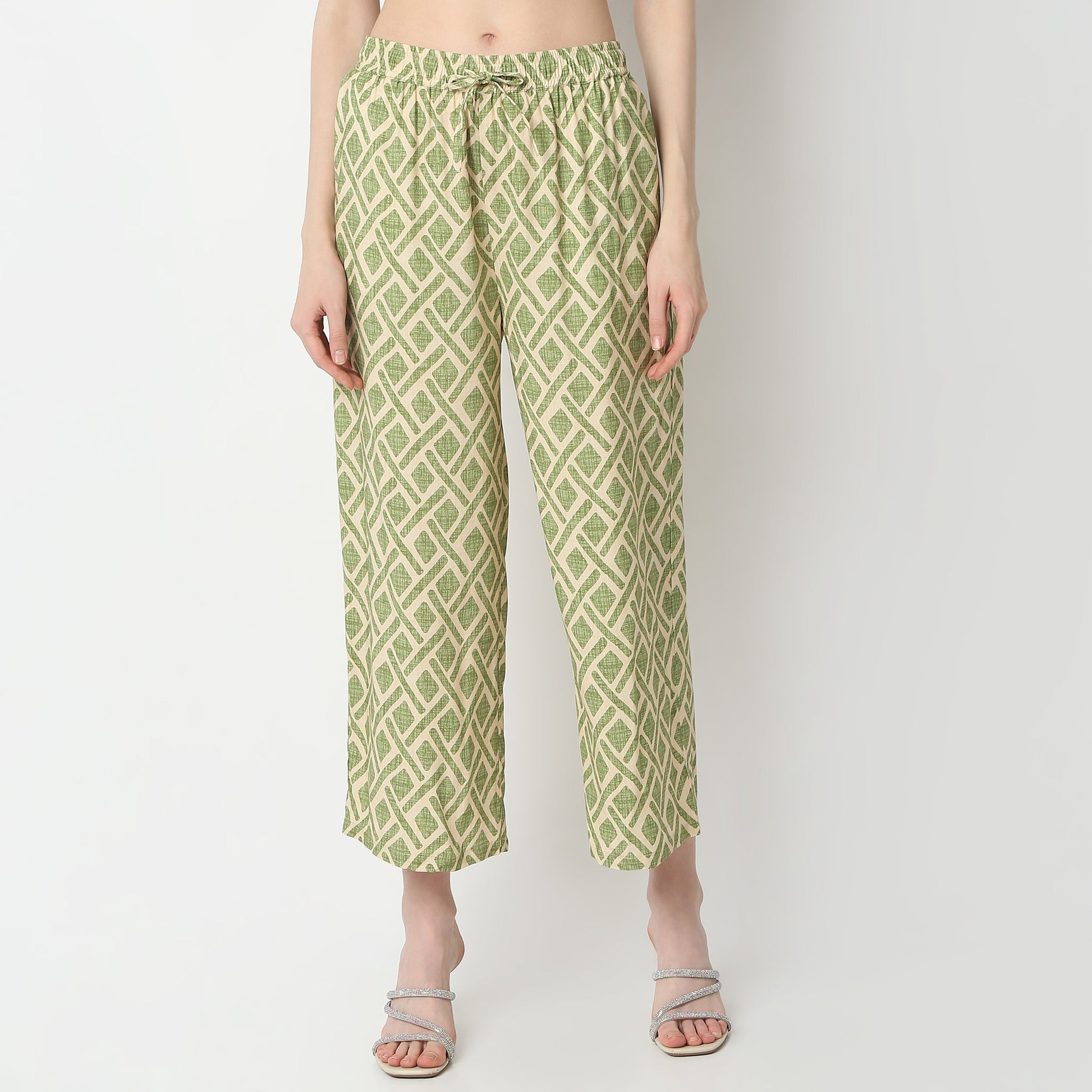 Regular Fit Printed Mid Rise Palazzos