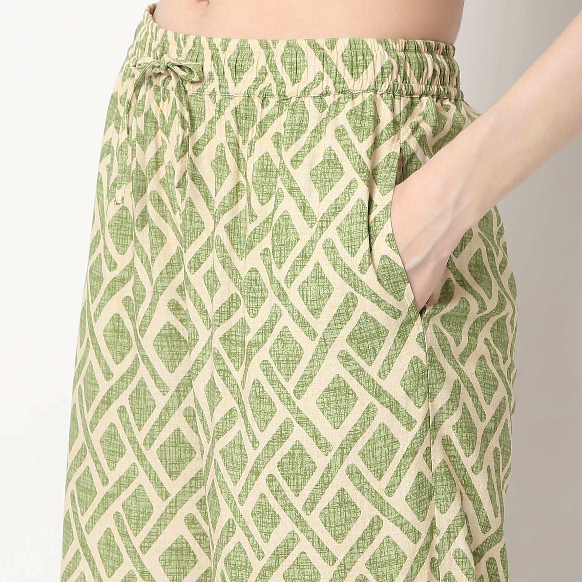 Regular Fit Printed Mid Rise Palazzos