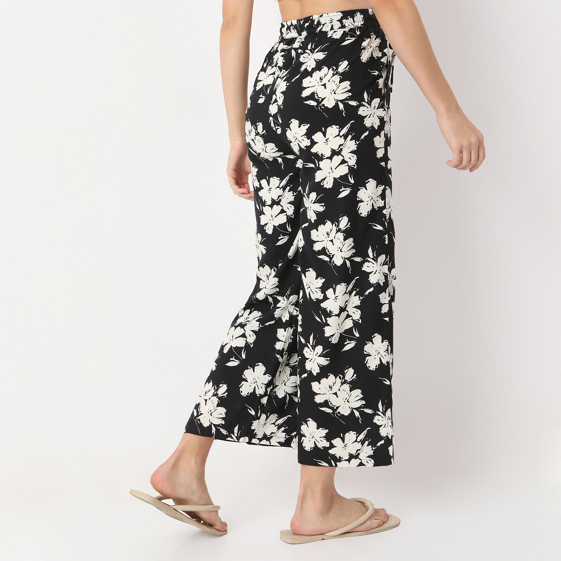 Printed Above Ankle Length Floral Palazzos