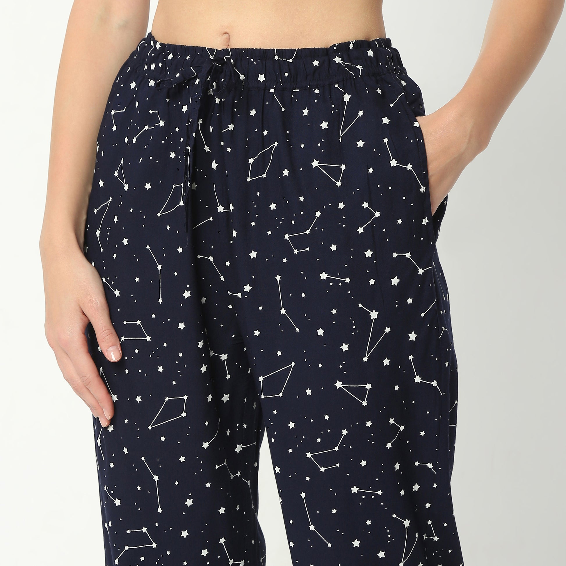 Regular Fit Printed Full Length Mid Rise Pyjamas