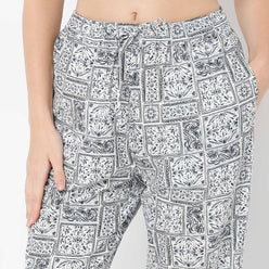 Regular Fit Printed Ankle Length Mid Rise Pyjamas