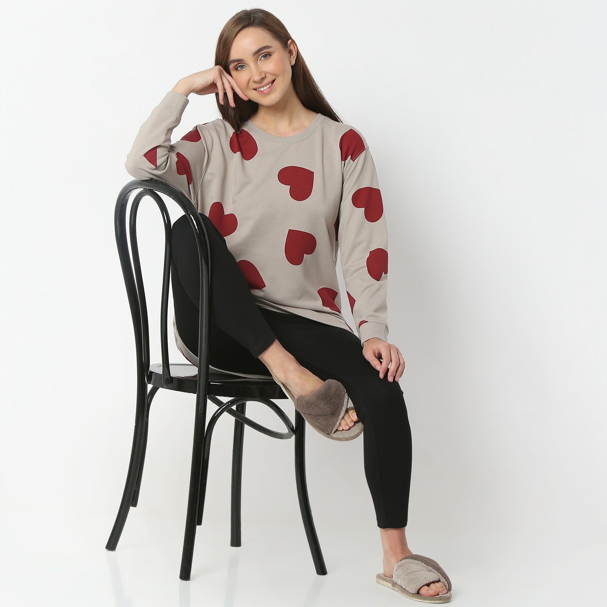 Regular Fit Heart Print Regular Length Mid Rise Shorts