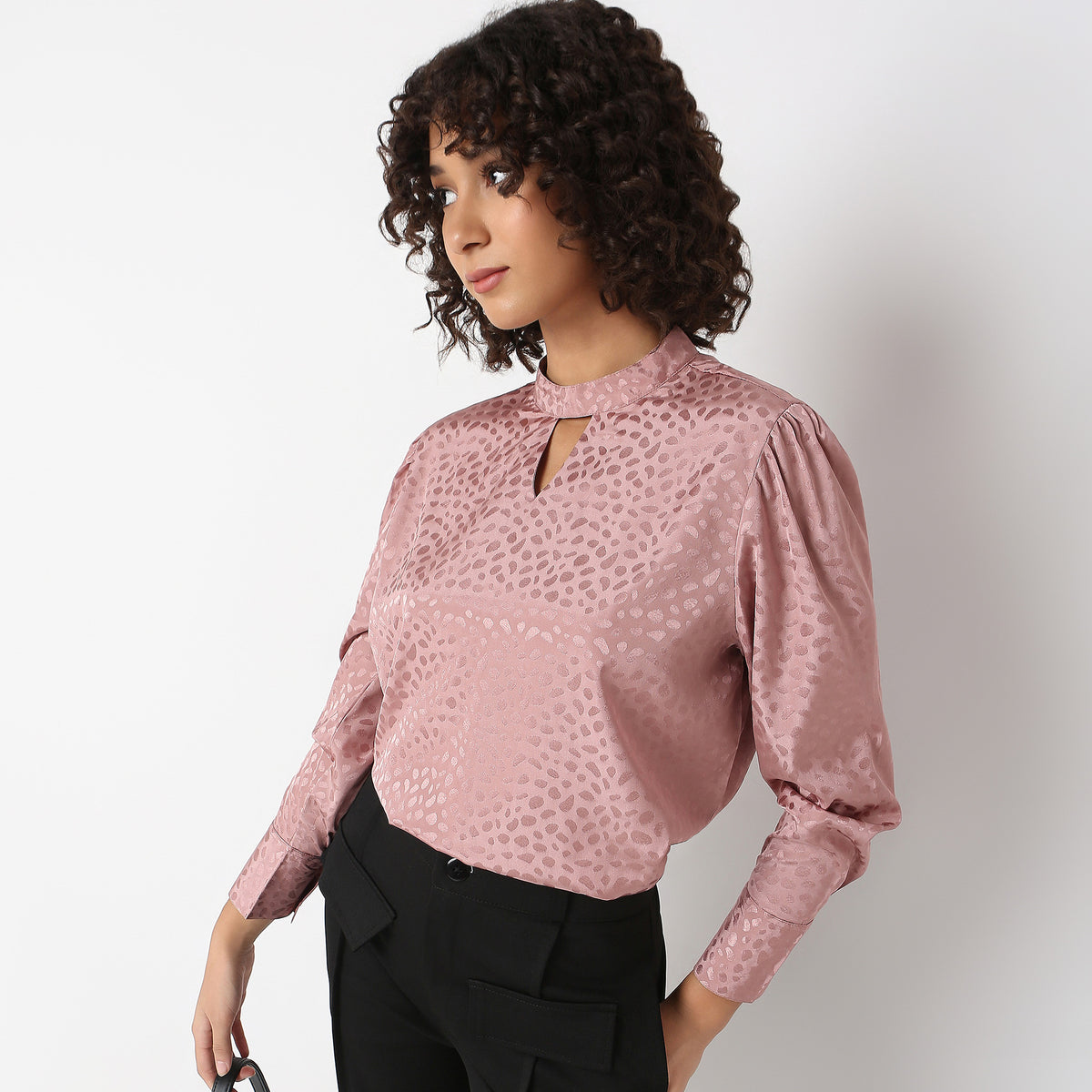 Regular Fit Solid Top