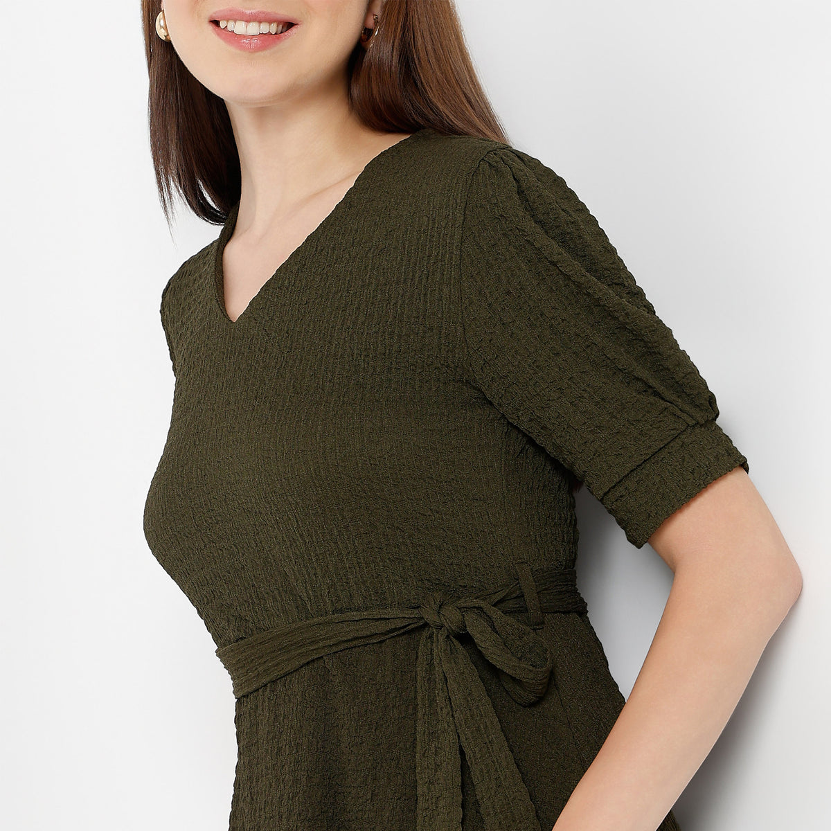 Betty V-Neck Short Dress with Belt Detail At Waist