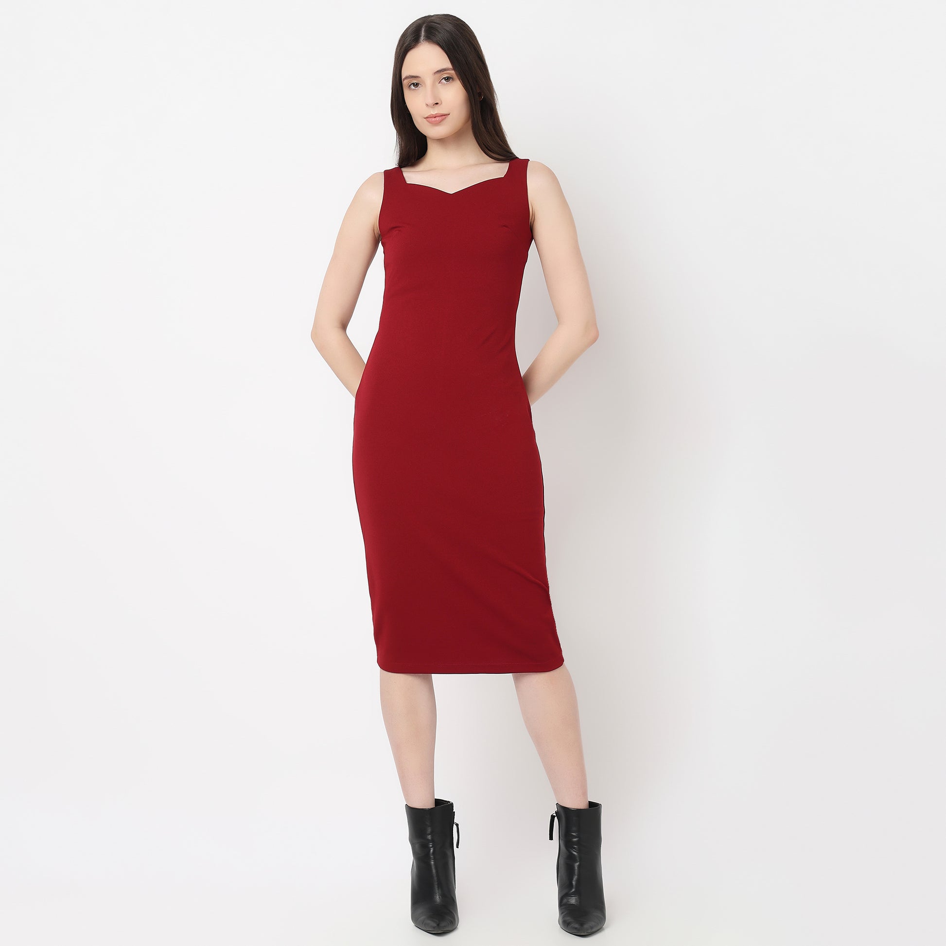 Fitted Betty Dress With Sweetheart Neckline