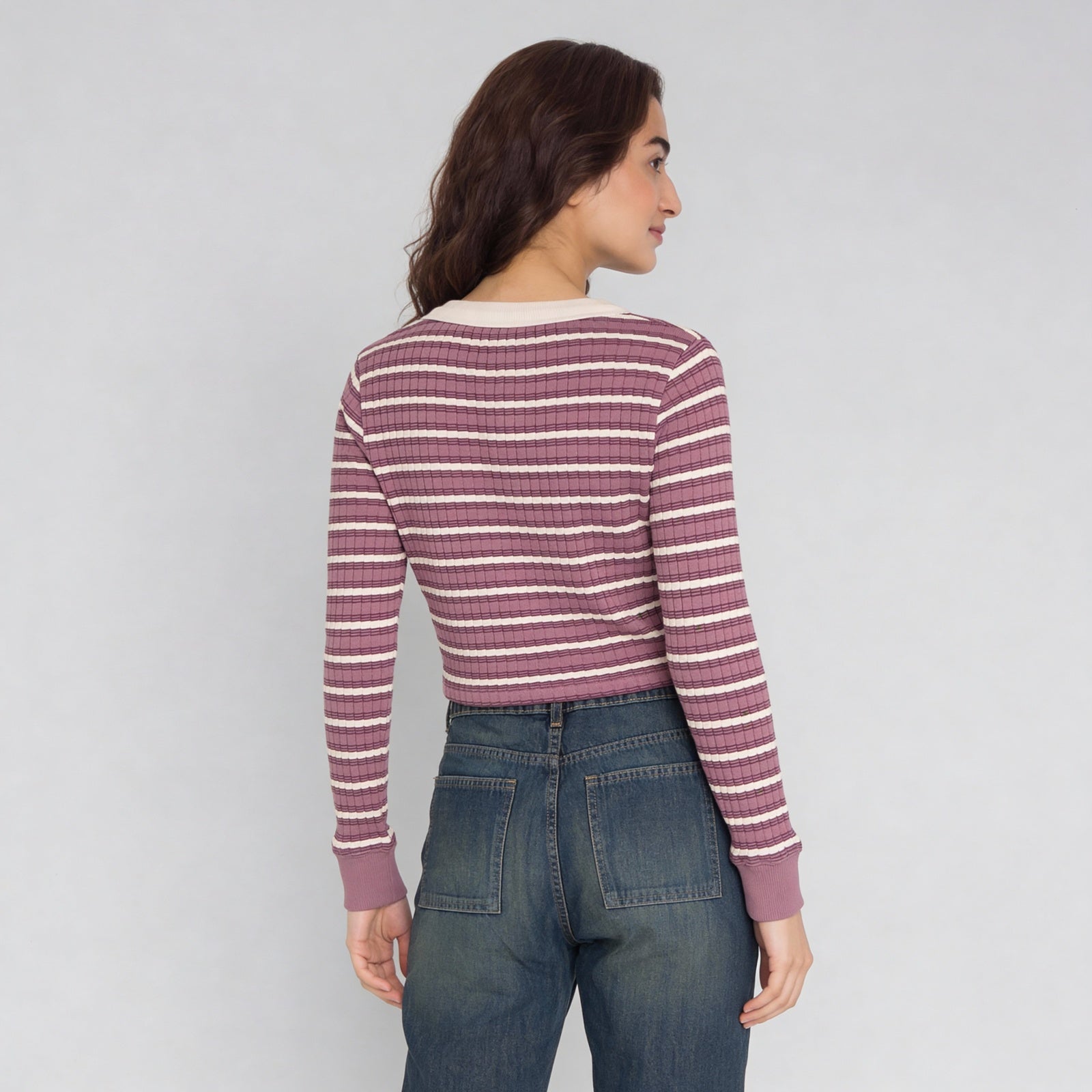 V-Neck Striped Cropped T-Shirt