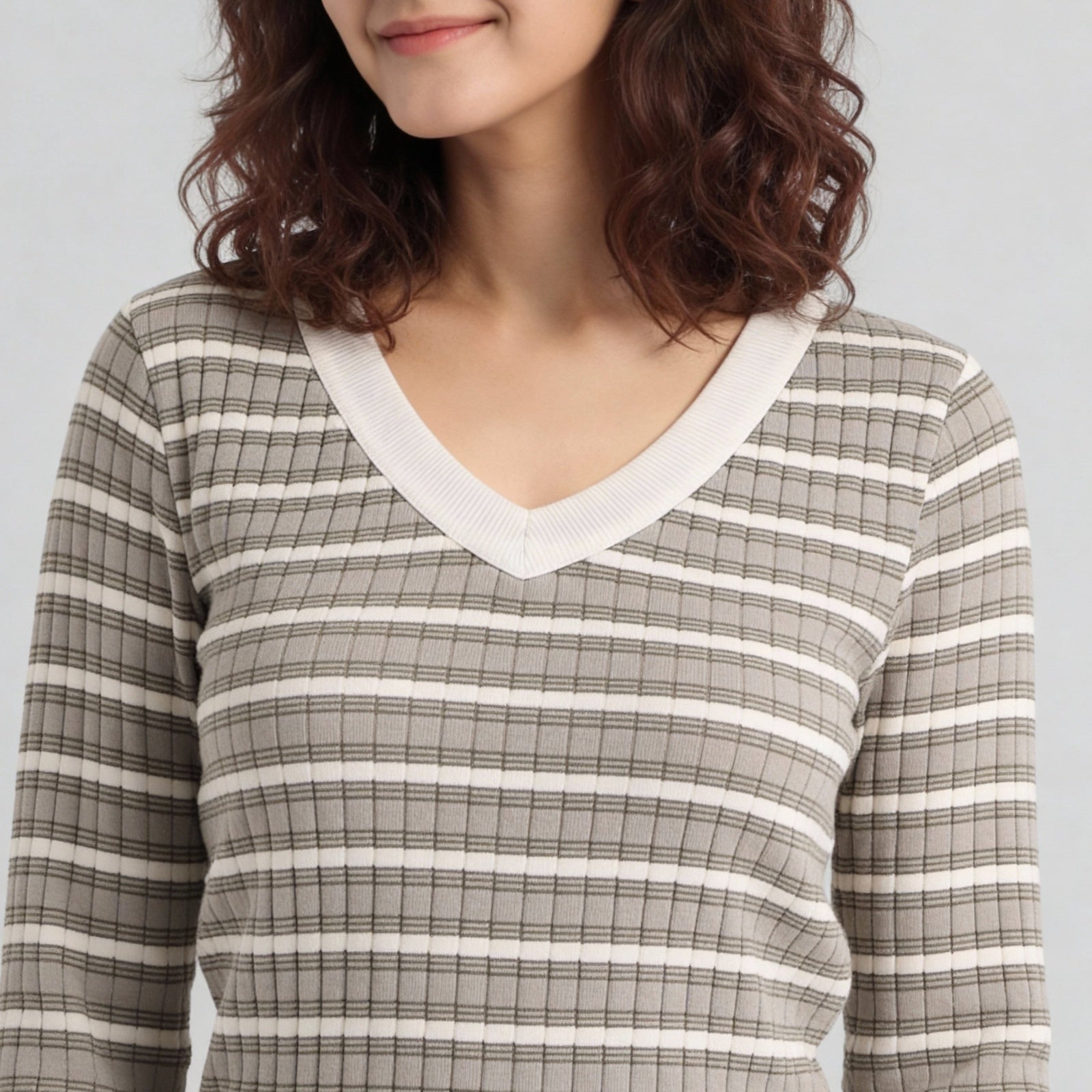V-Neck Striped Cropped T-Shirt