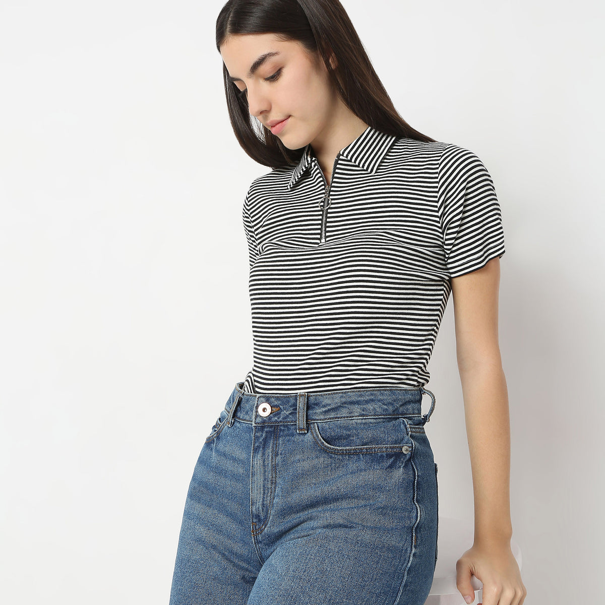 Fitted Striped Polo Neck Betty Partial Zipper Opening T-Shirt