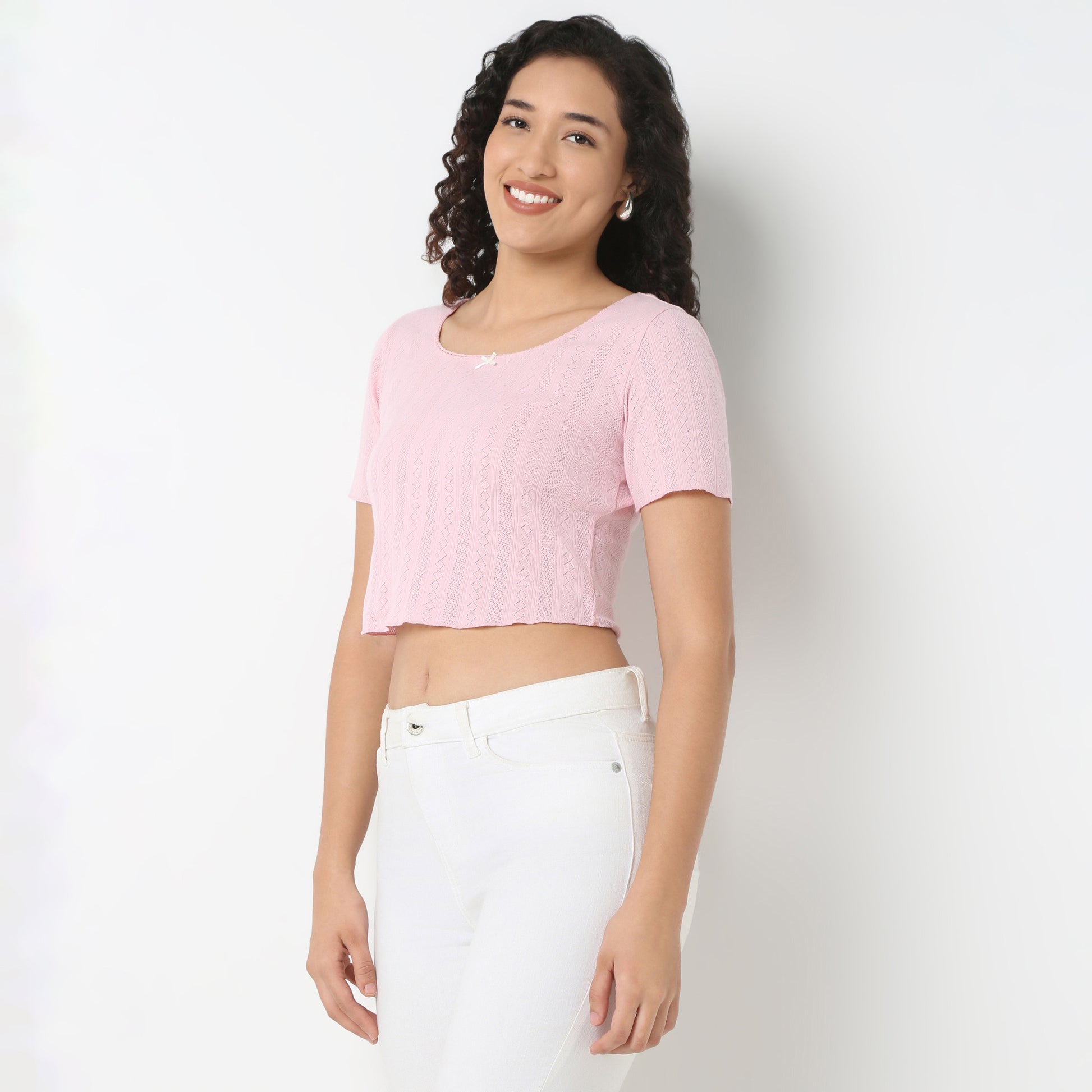 Betty Essential Tee With Scoop Neck And Lace Detail
