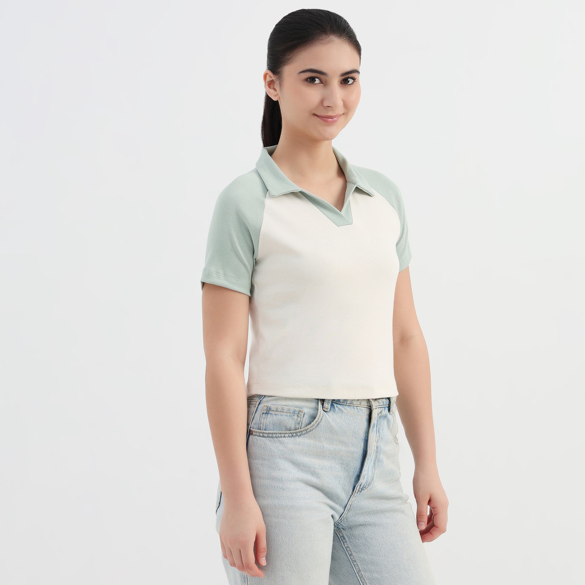 Solid Slim Fit Crop T-Shirt