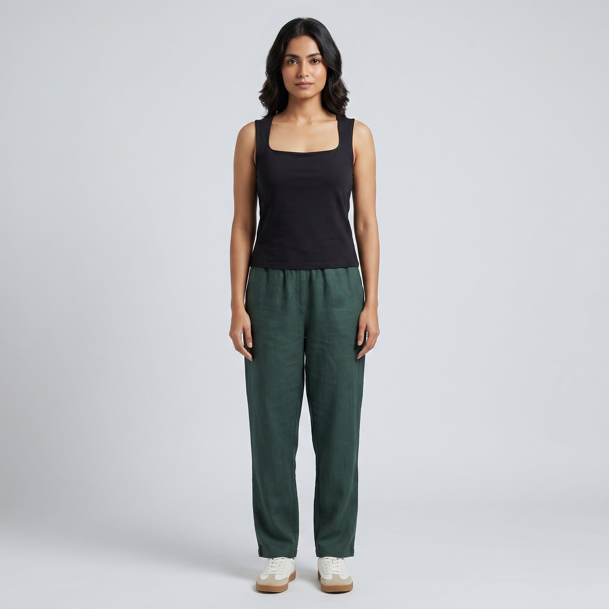 Knitted Solid Slim Fit T-Shirt