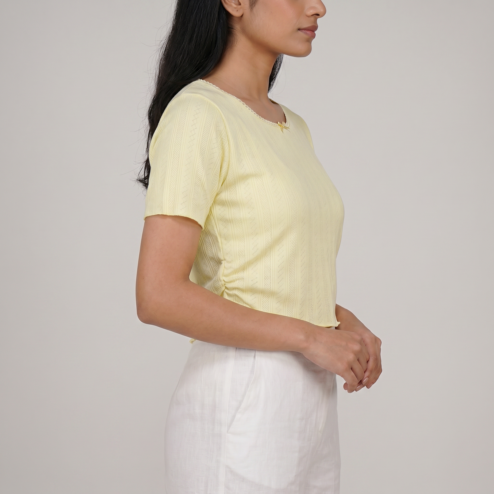 Knit Solid Slim Fit Cropped T-Shirt