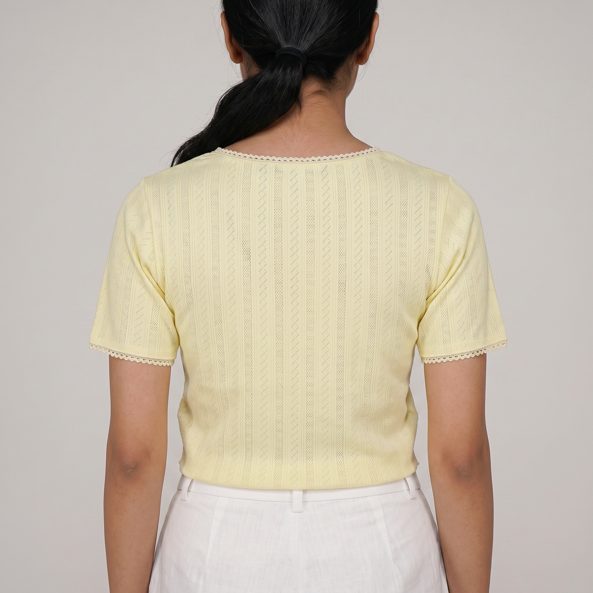 Knit Solid Slim Fit Cropped T-Shirt