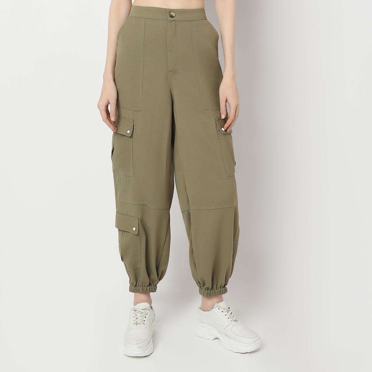 Relaxed Fit Mid Rise Cargos