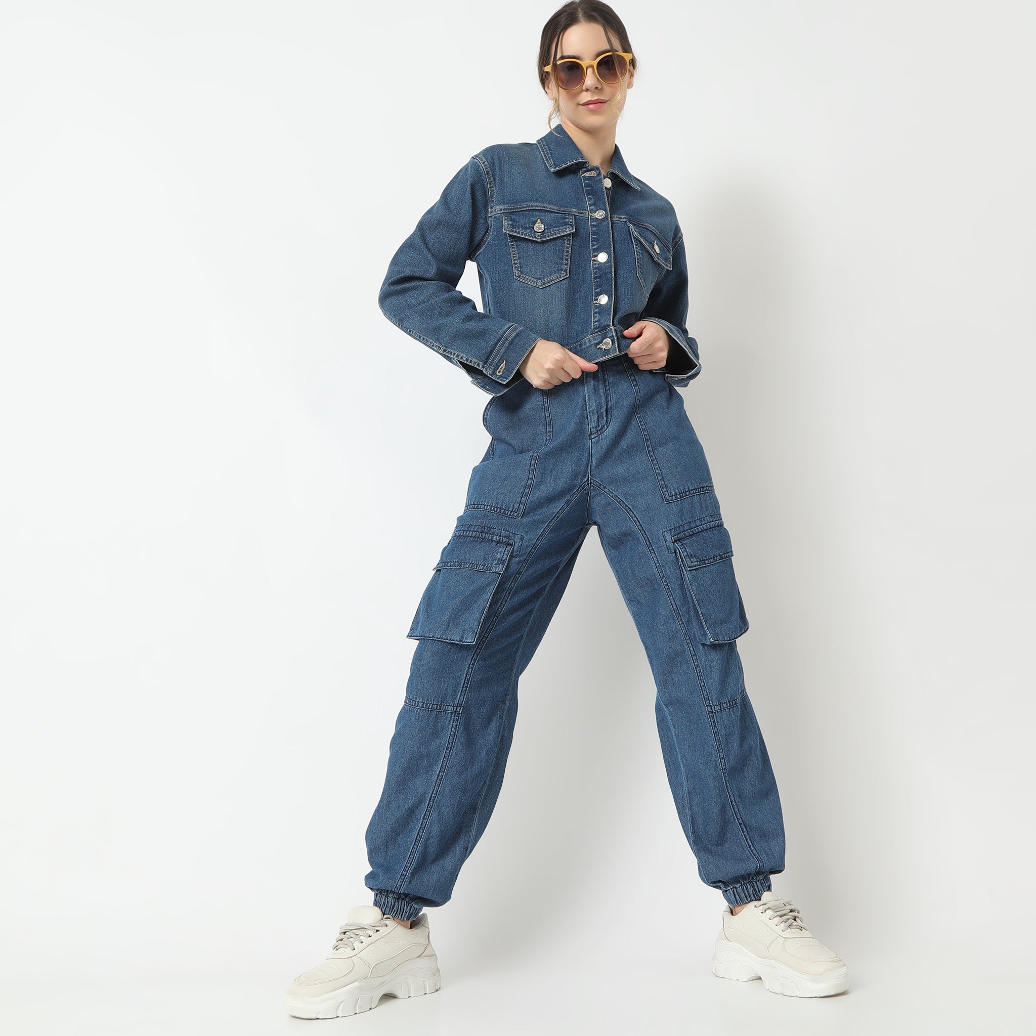 Relaxed Fit Solid Full Length High Rise Pants